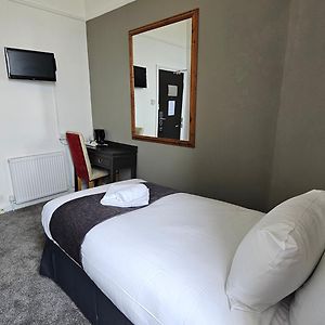 Standard Room with 1 Single Bed